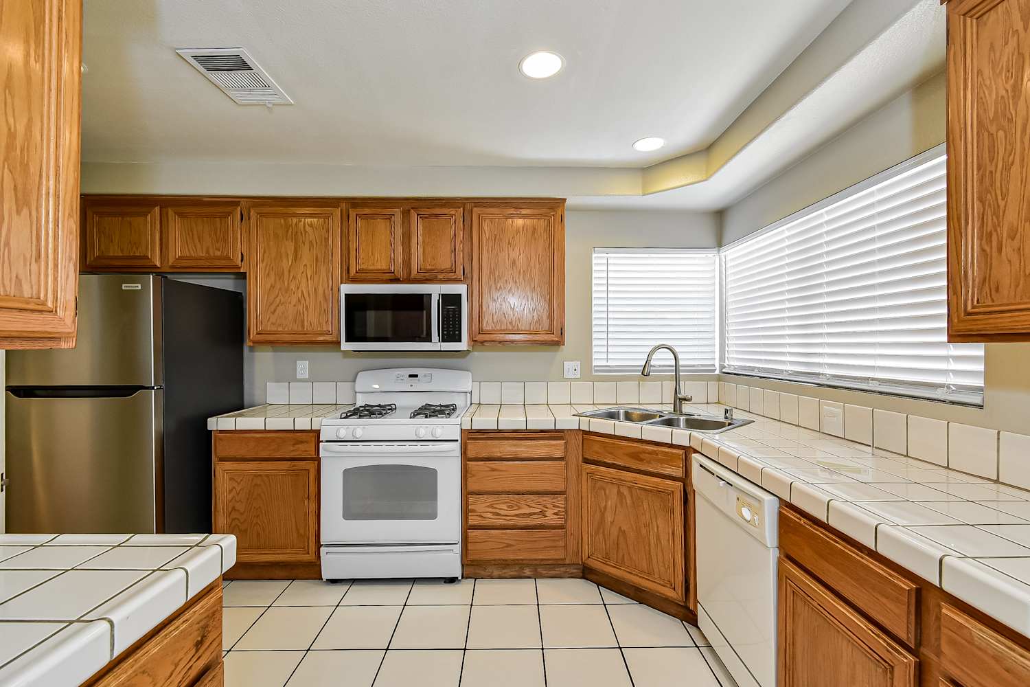 2733 Mistfull Ct, Las Vegas photo 8