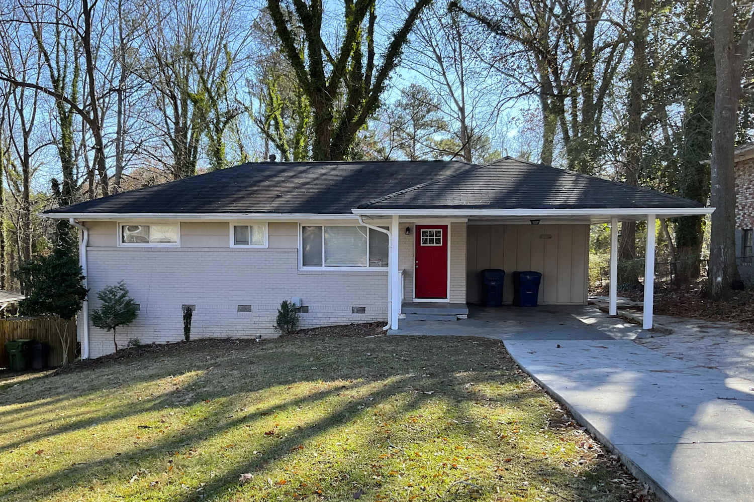 2740 Bonnybrook Dr Sw, Atlanta photo 1