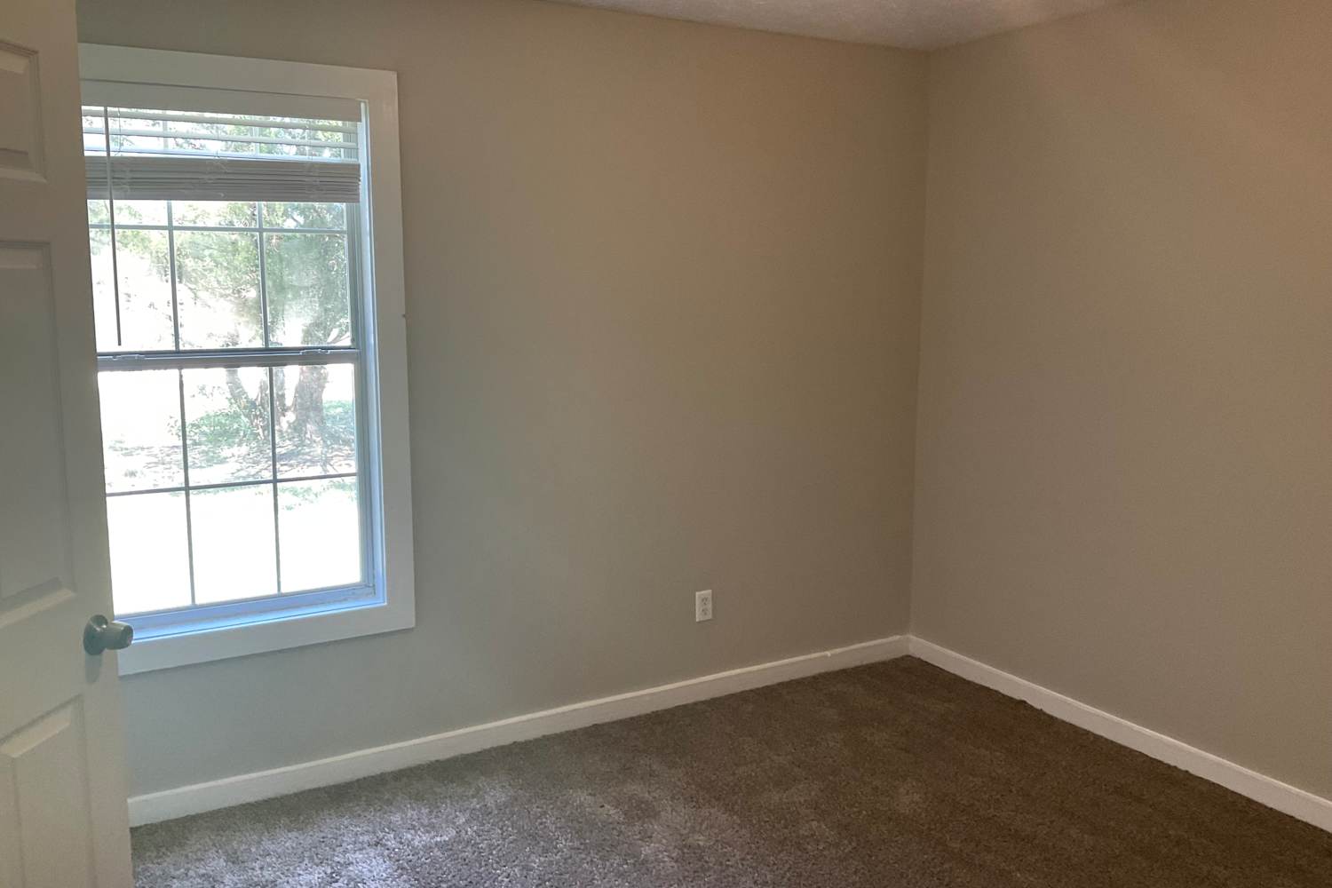 2740 Moon Rd, Loganville photo 8