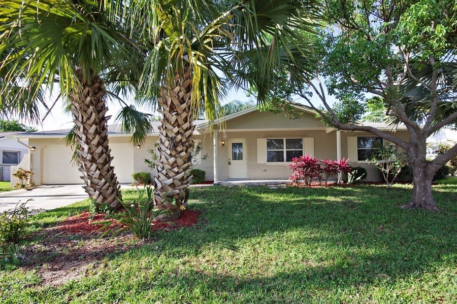 Front of 2744 Corbusier Dr, Melbourne, FL