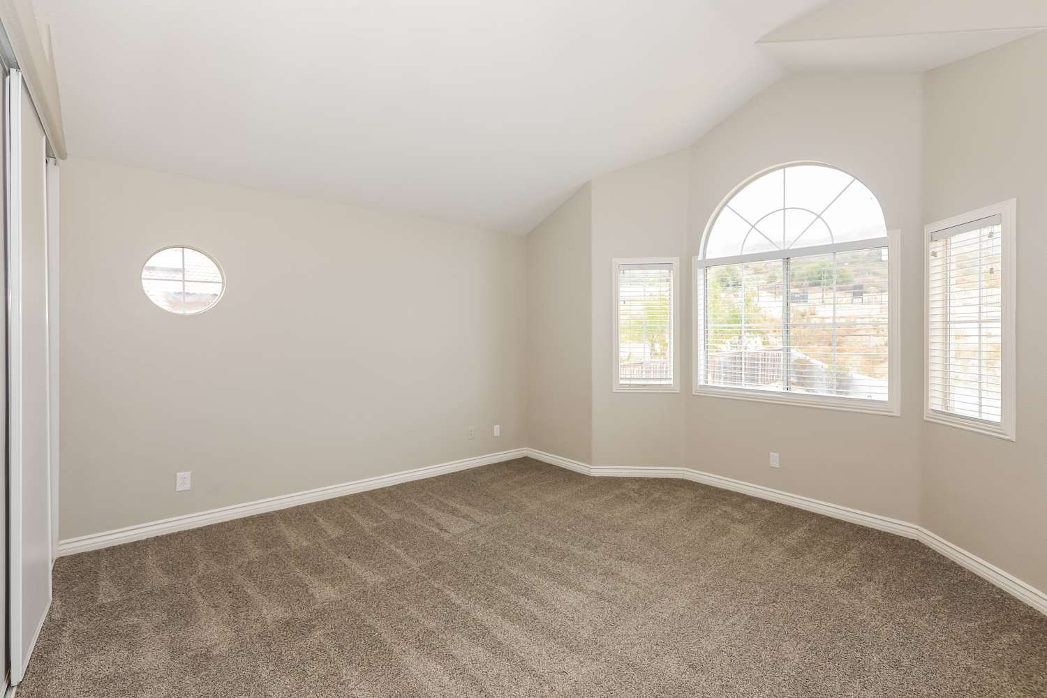 27451 Echo Canyon Ct, Corona photo 11