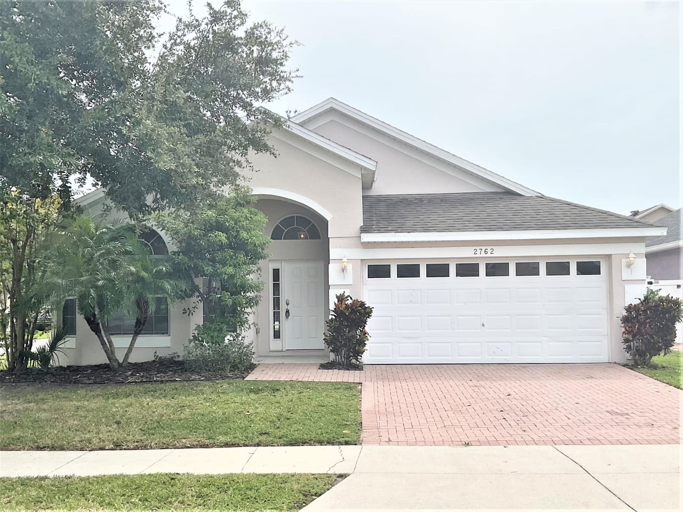Front of 2762 Barclay Ln, Kissimmee, FL