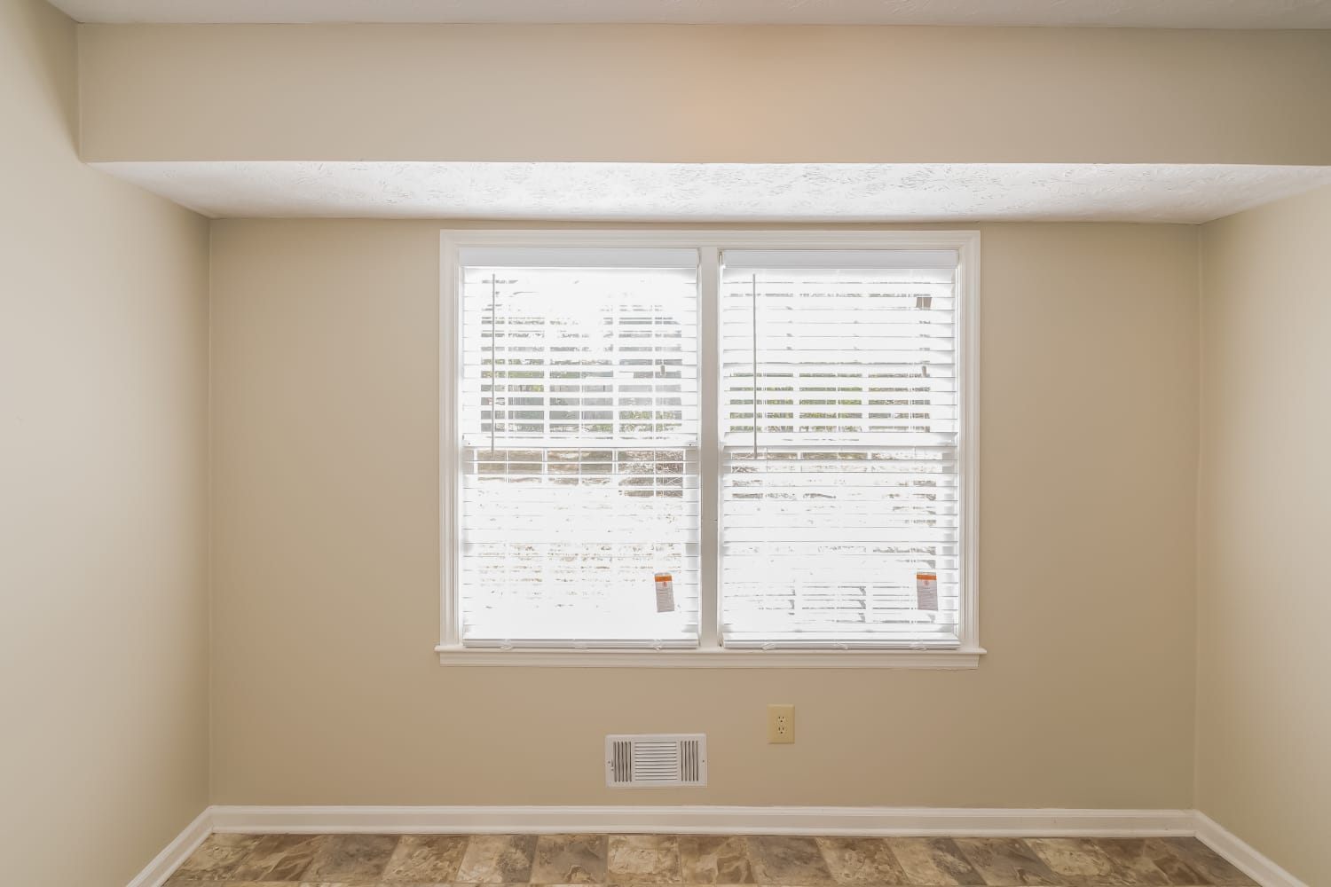 2764 Michelle Cir, Dacula photo 7