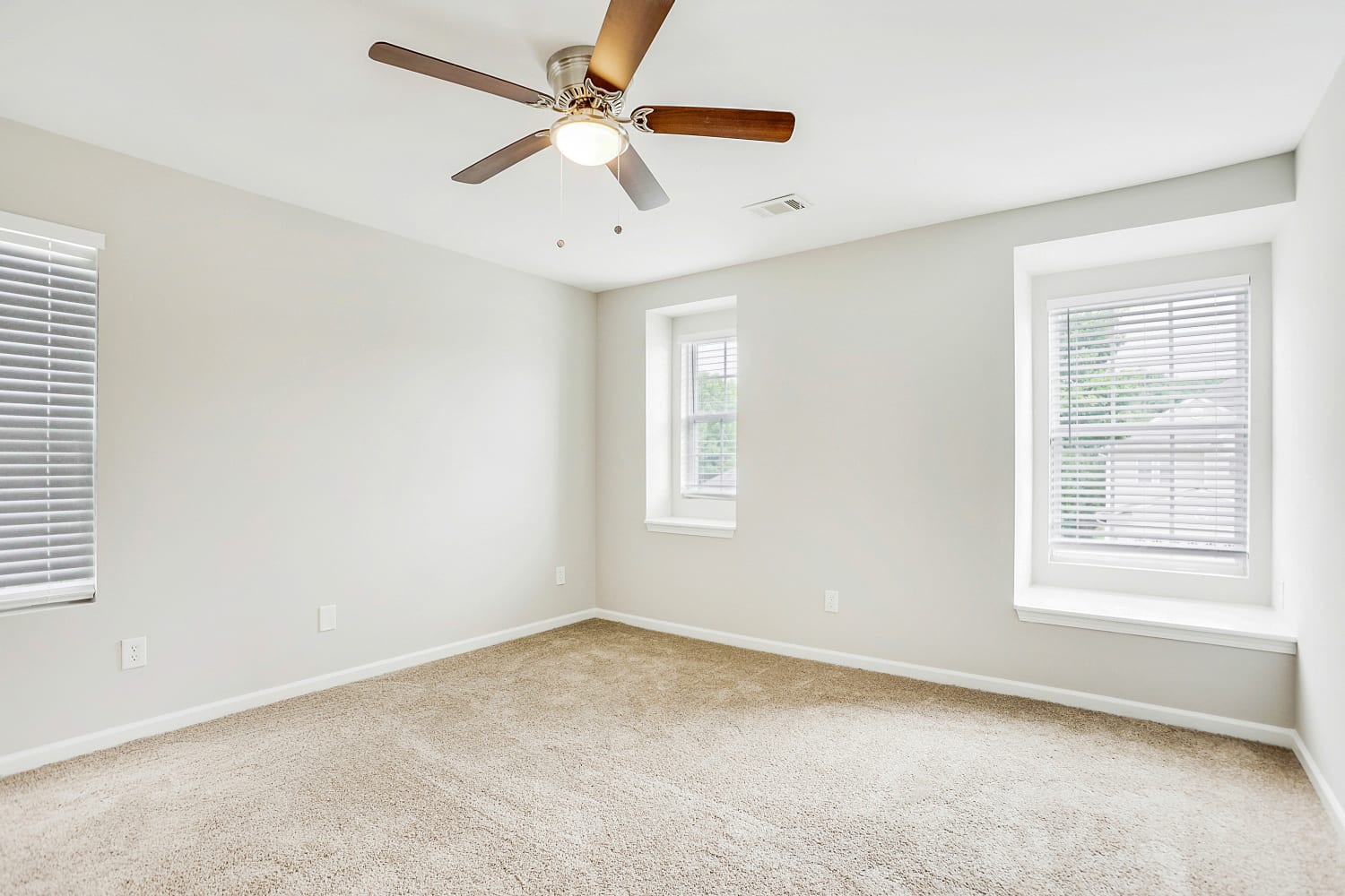 2771 Groovers Lake Pt, Lithia Springs photo 10