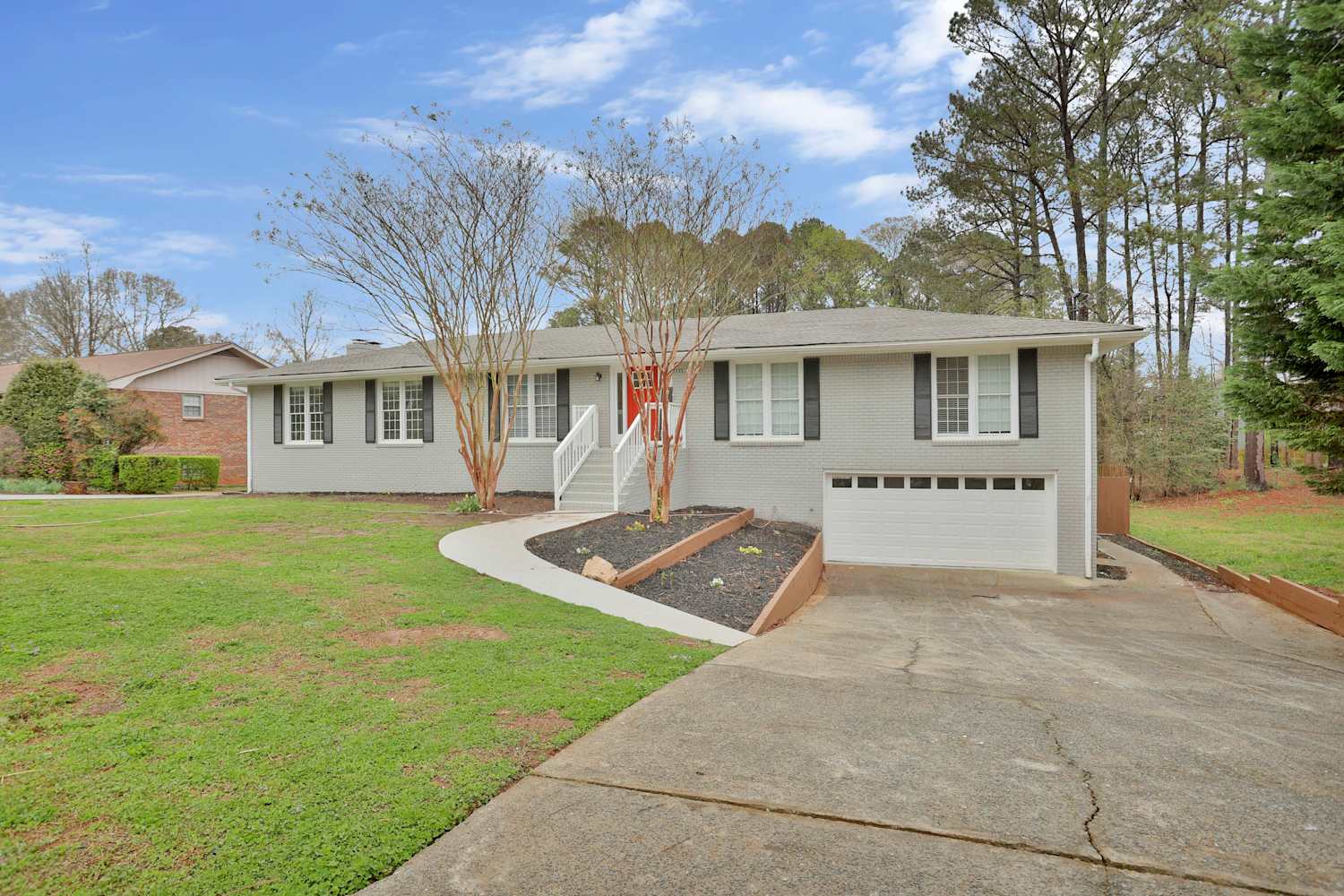 Front of 2777 Fran Ln Sw, Marietta, GA