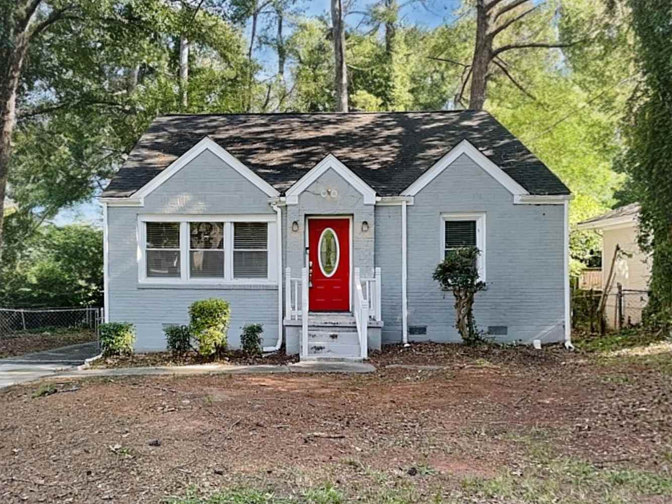 Front of 2797 Mcafee Rd, Decatur, GA