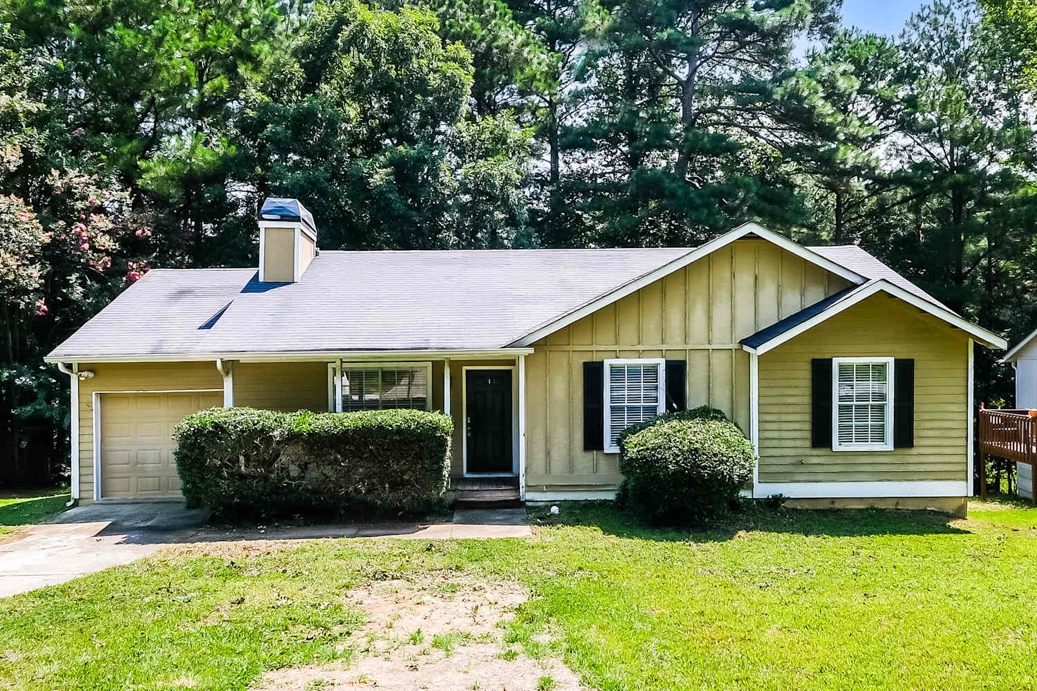 2805 Wildflower Ln, Snellville photo 1
