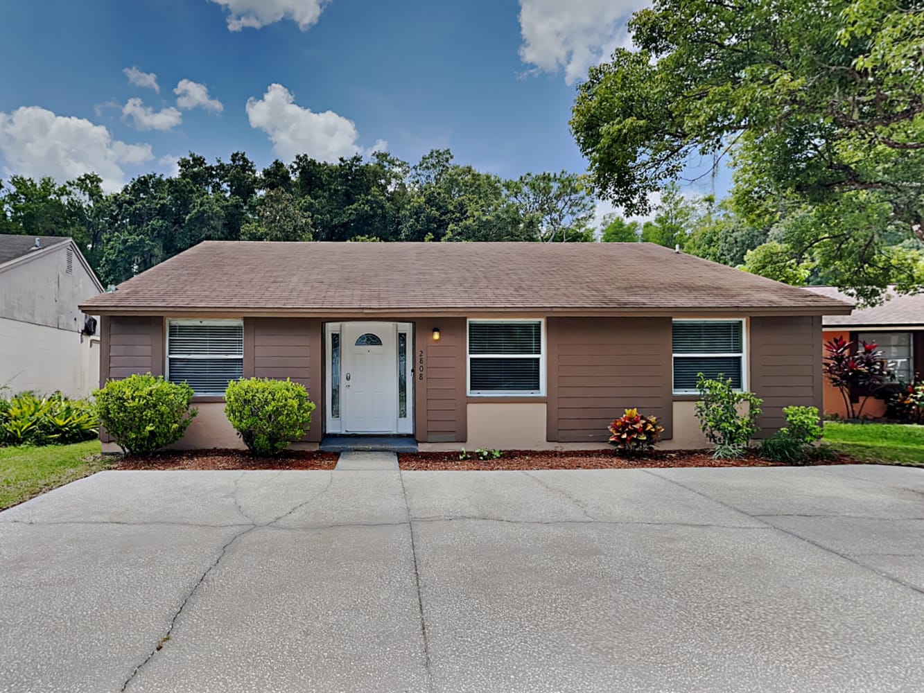 Front of 2808 Cedaridge Dr, Tampa, FL