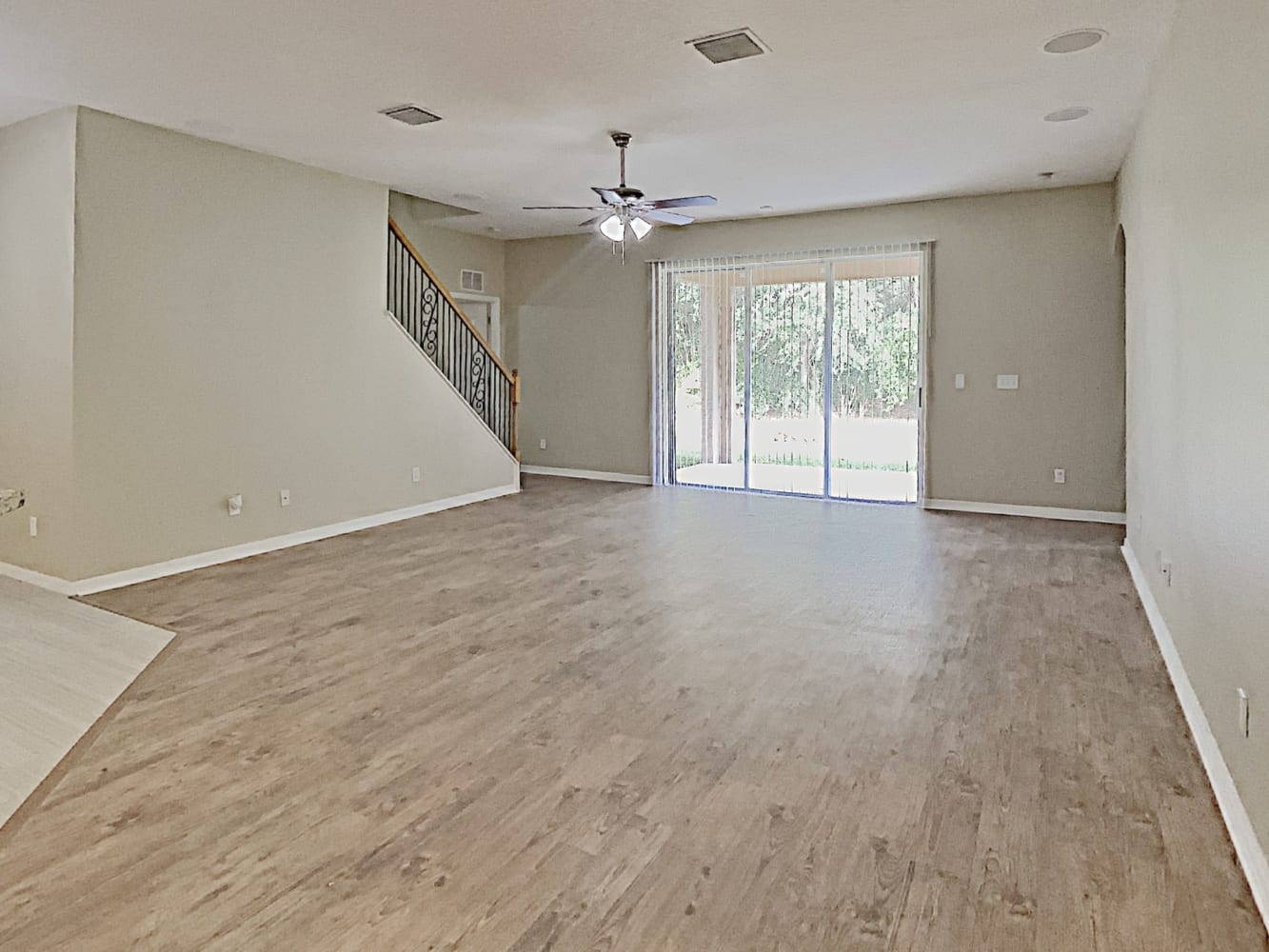 2808 Windcrest Oaks Ct, Valrico photo 8