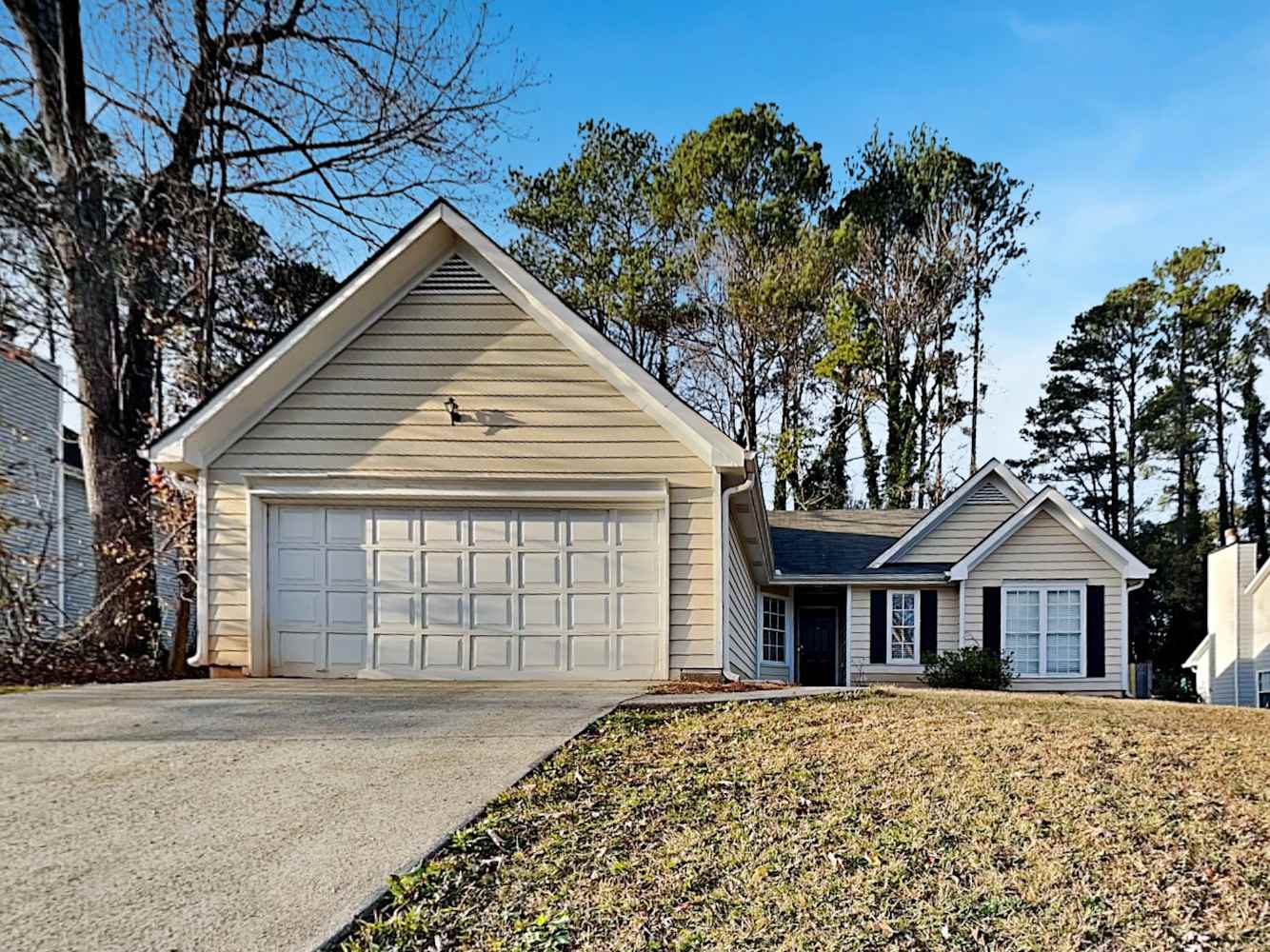 2825 Maple Vista Ln, Lawrenceville photo 1