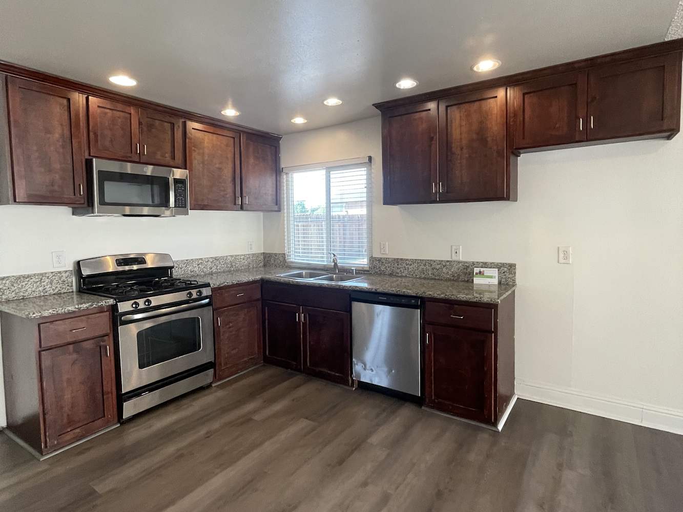 2847 Norcross Dr, Sacramento photo 8
