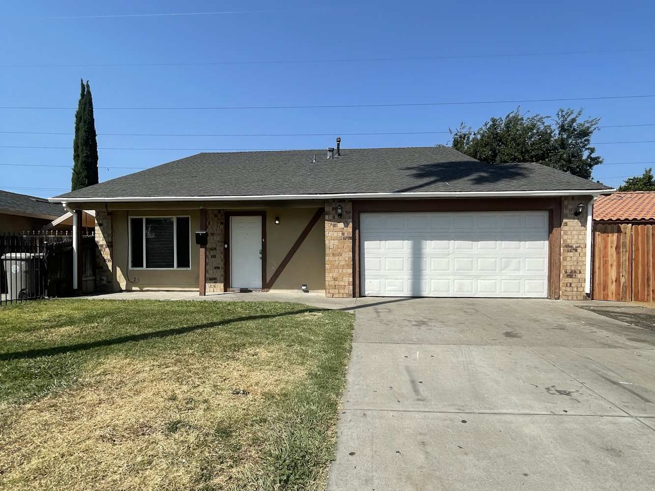 2847 Norcross Dr, Sacramento photo 1