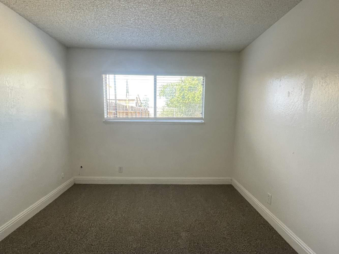 2847 Norcross Dr, Sacramento photo 9