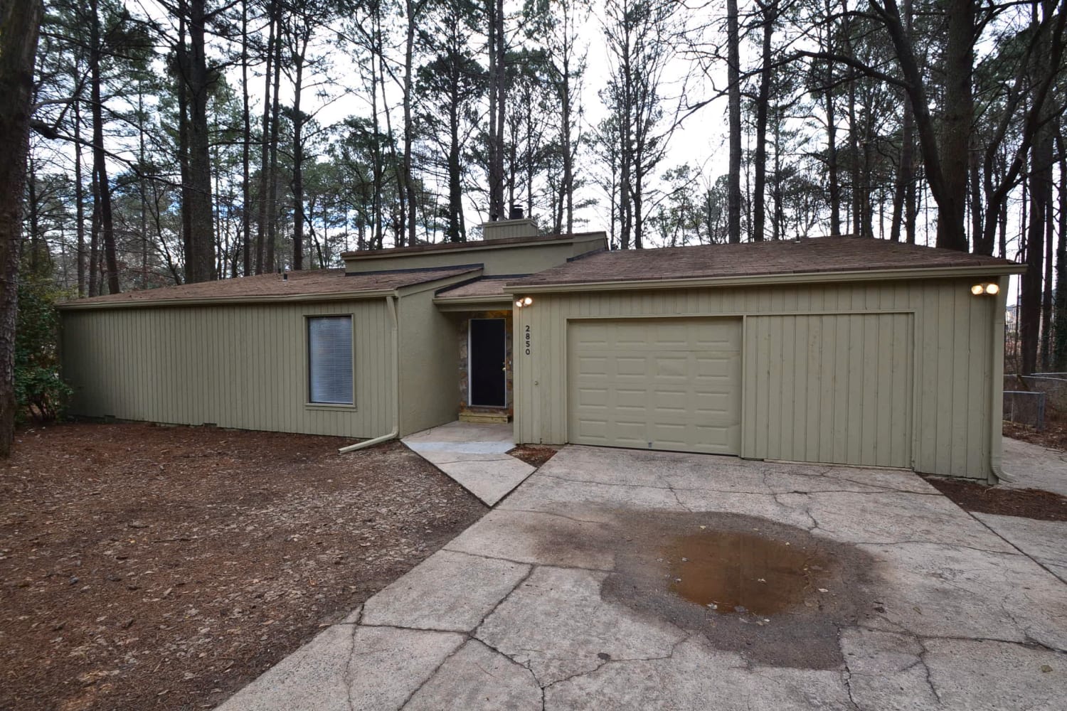 Front of 2850 Jacqueline Ln NE, Marietta, GA