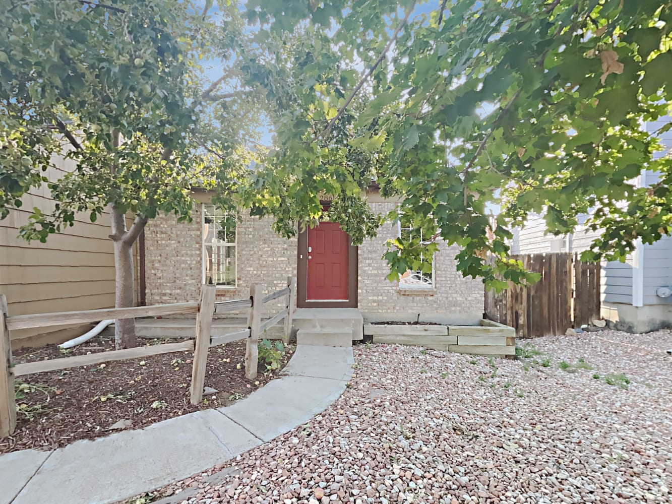 Front of 2861 S Genoa St, Aurora, CO