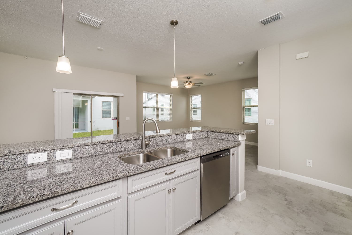 2864 Coach Manors Wy, New Port Richey photo 6