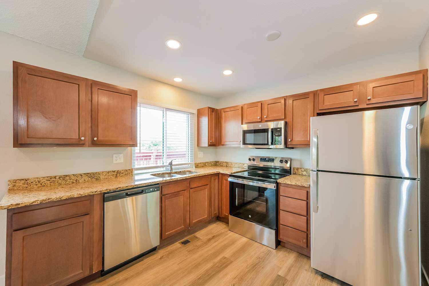 2869 S Espana Ct, Aurora photo 9