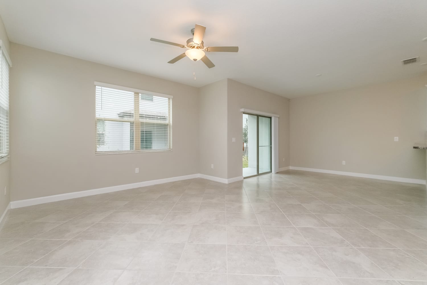 2894 Coach Manors Wy, New Port Richey photo 4