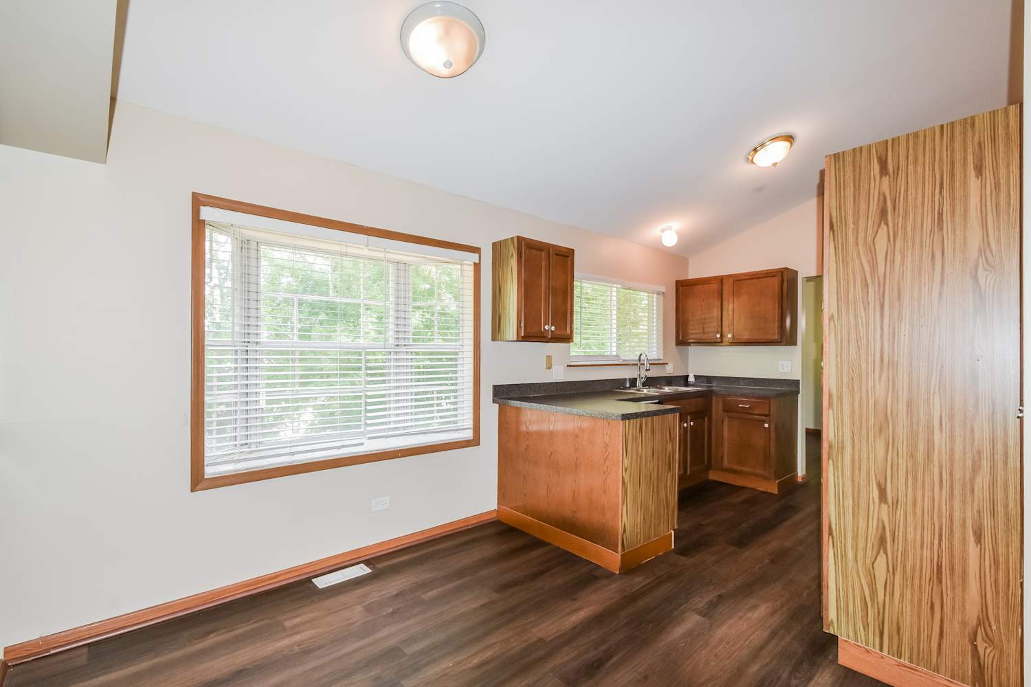 29 Magnolia Dr, Streamwood photo 9