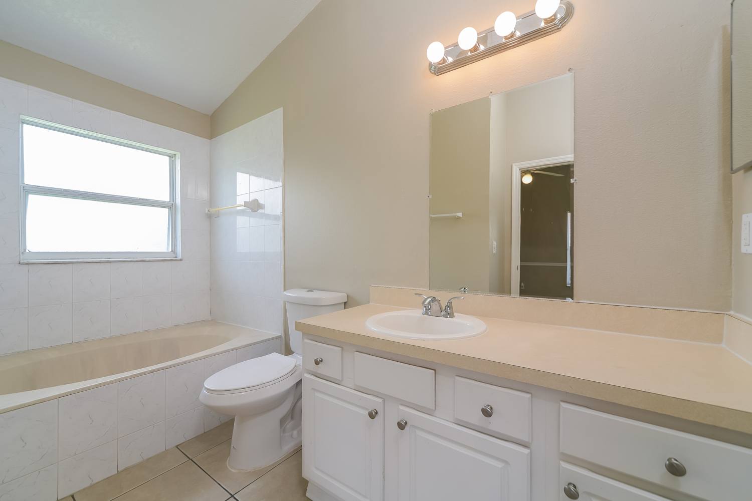 2900 Cool Breeze Cir, Saint Cloud photo 12