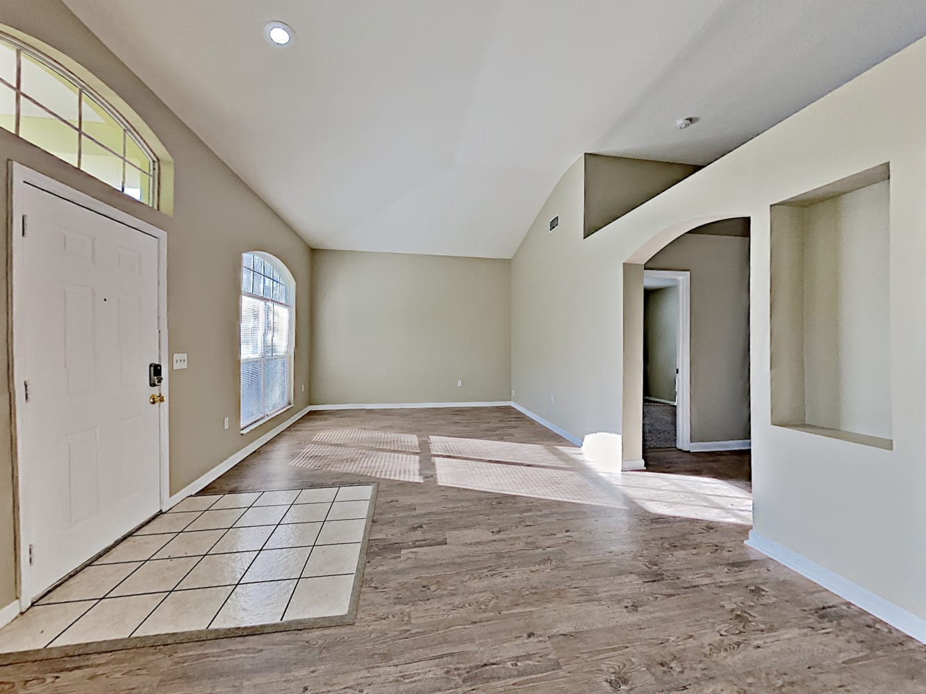 2910 Folklore Dr, Valrico photo 3