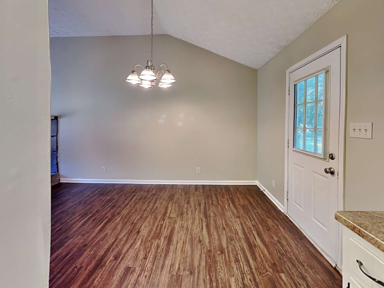 2911 Oakwilde Ct, Snellville photo 7