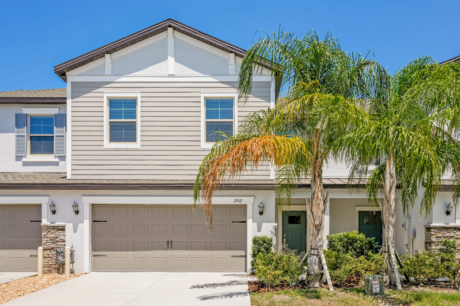 Front of 2912 Coach Manors Wy, New Port Richey, FL