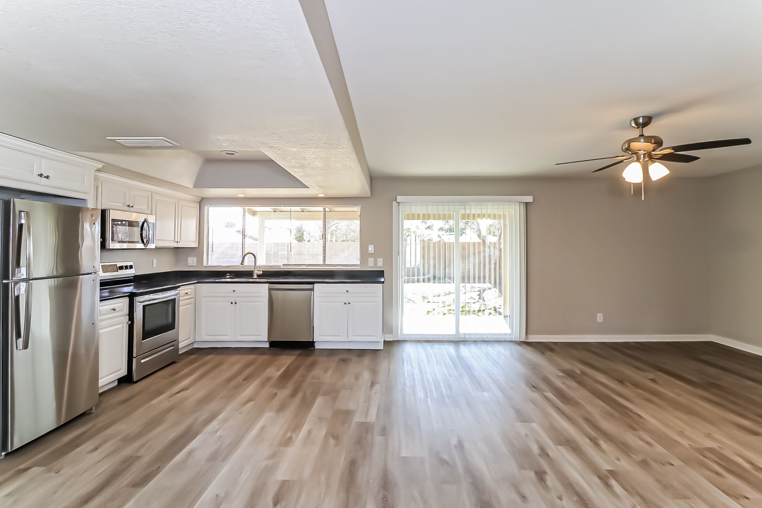 2937 E Michigan Ave, Phoenix photo 7