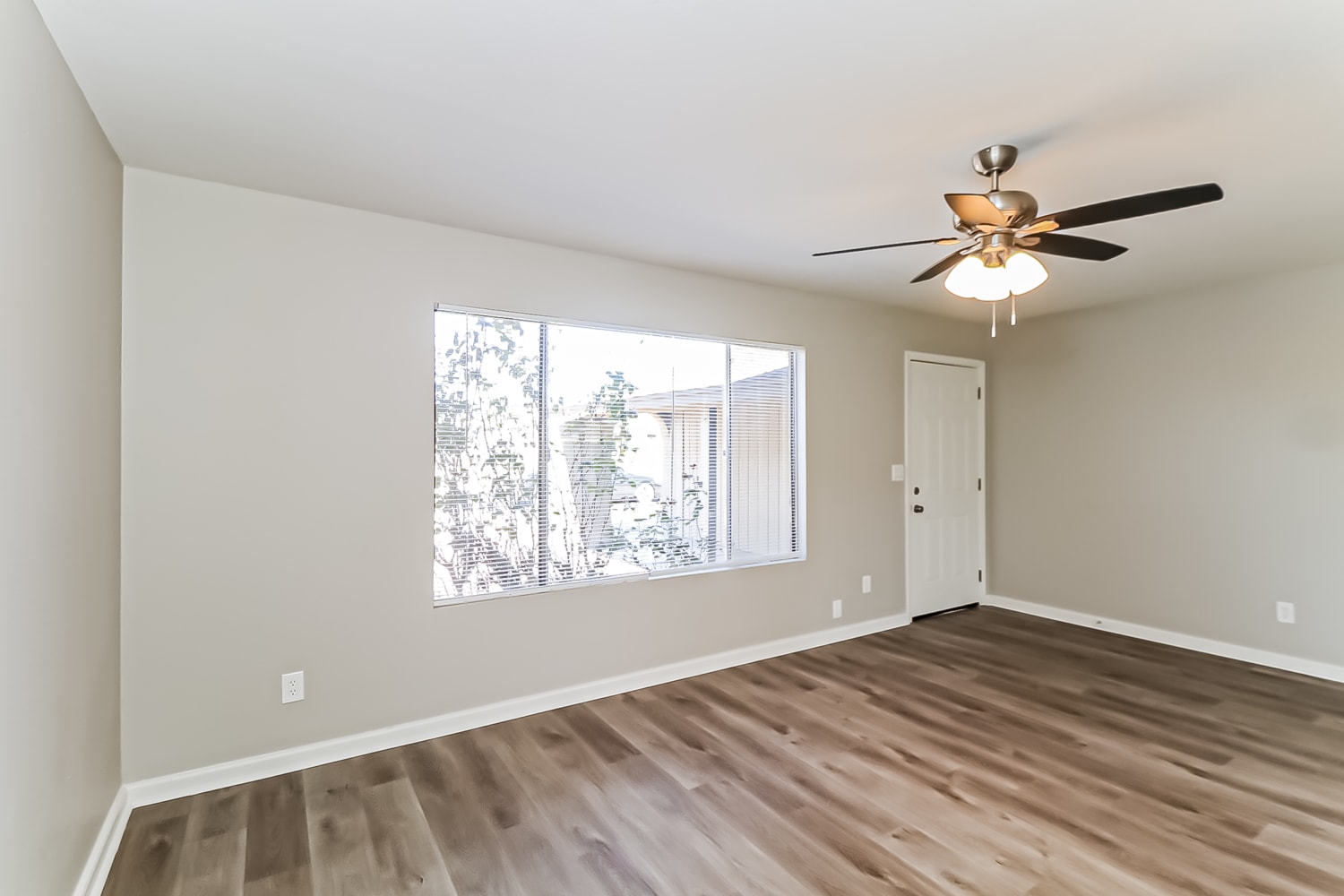 2937 E Michigan Ave, Phoenix photo 3