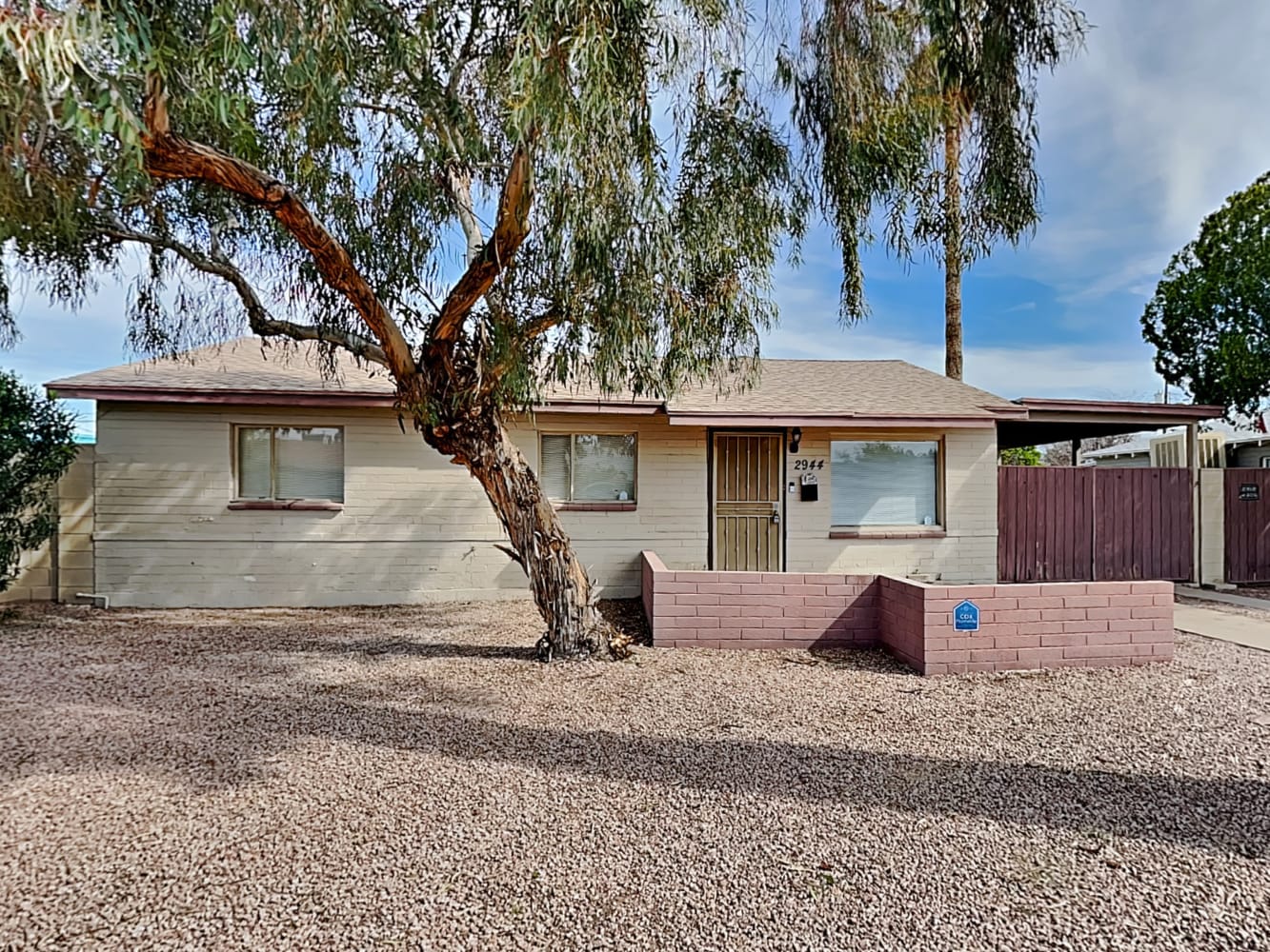 Front of 2944 W Solano Dr N, Phoenix, AZ