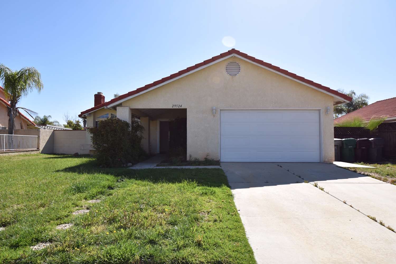 Front of 29524 Kanan Rd, Sun City, CA