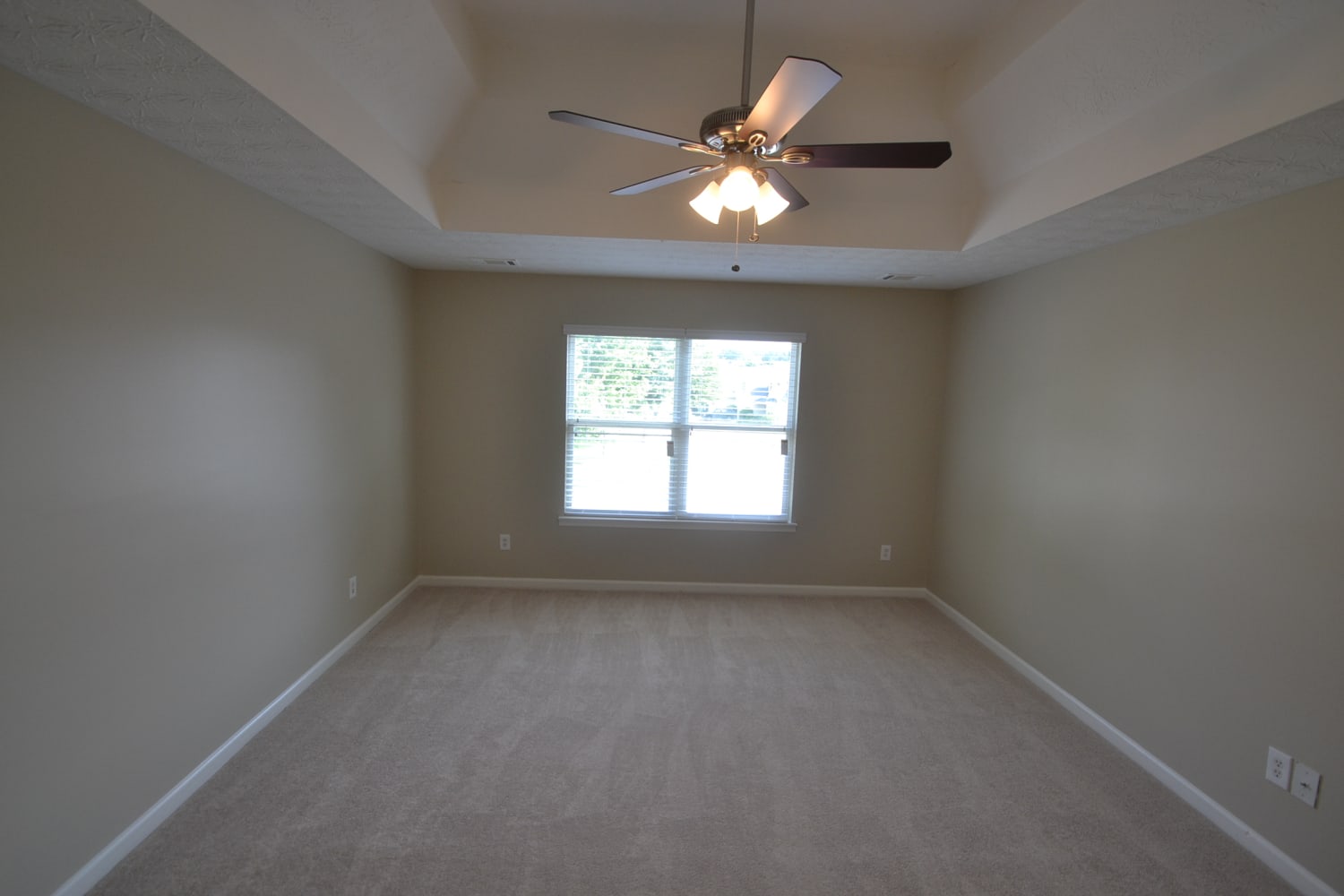 2959 Meadow Point Dr, Snellville photo 6