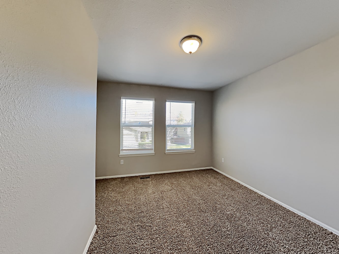 2970 Harrisburg Way, Colorado Springs photo 13
