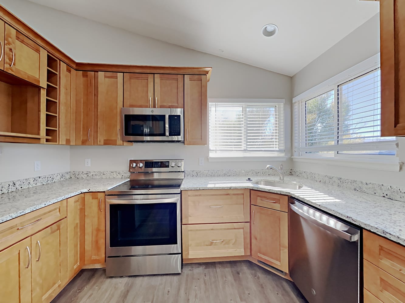 2970 Harrisburg Way, Colorado Springs photo 8