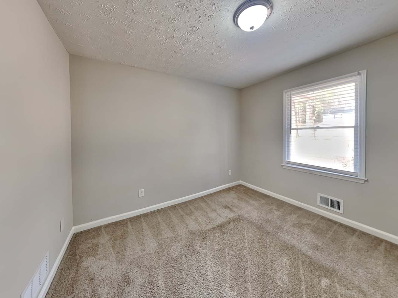 300 E Country Woods Dr, Covington photo 14