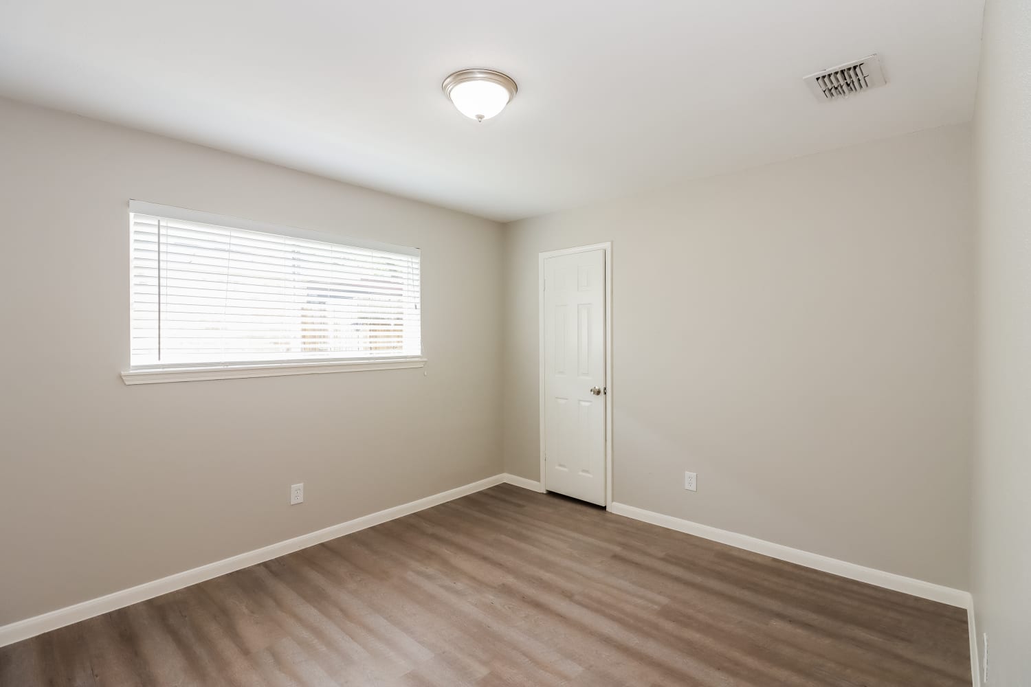3002 Mission Valley Drive, Missouri City photo 10