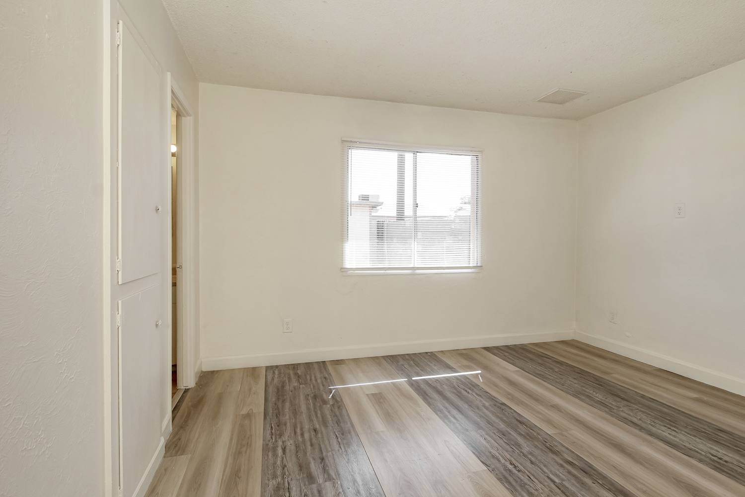 3007 N 79th Dr, Phoenix photo 9