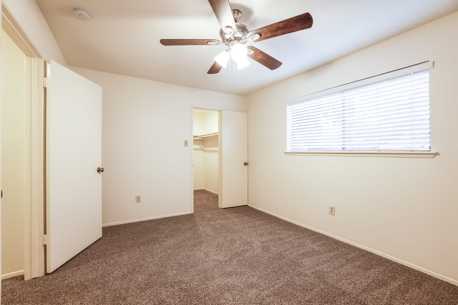 3018 Falling Brook Dr, Kingwood photo 15