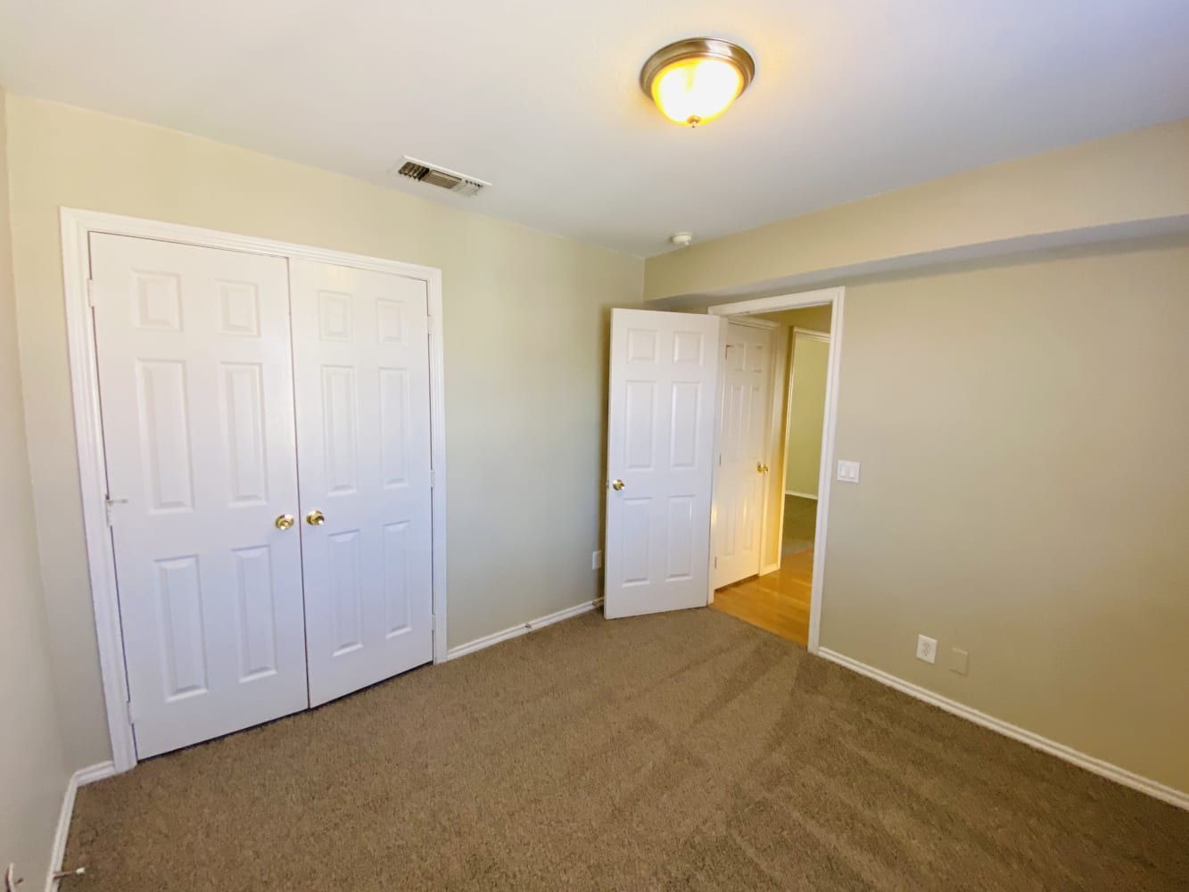 302 S Quail Ln, Gilbert photo 11