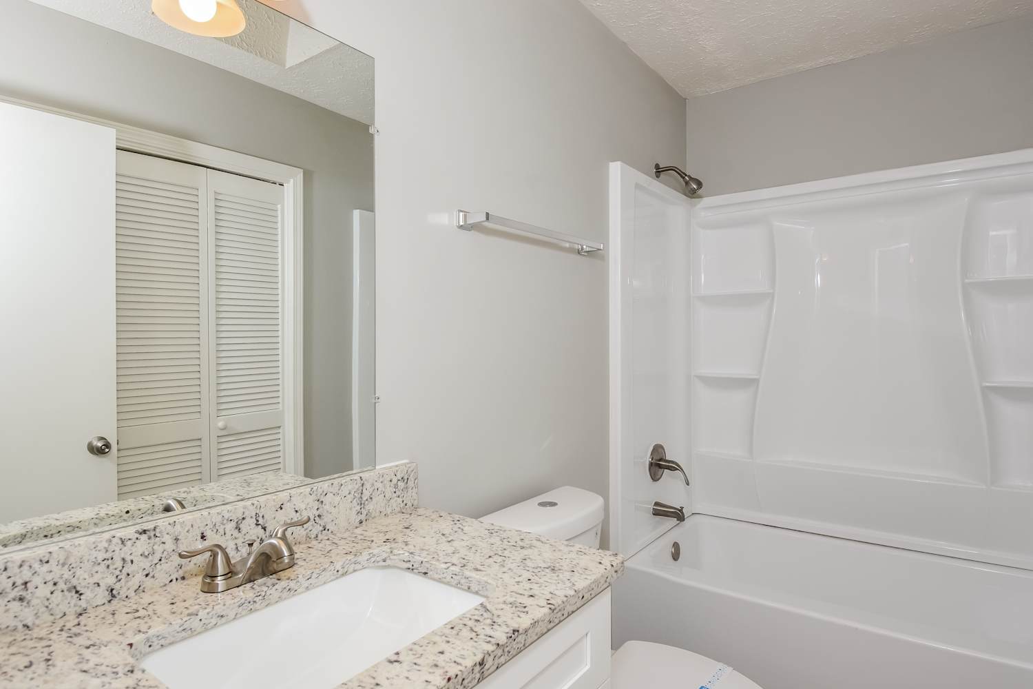 303 Park Sq, Woodstock photo 14