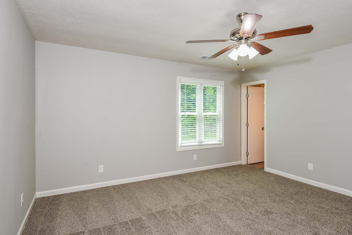 303 Park Sq, Woodstock photo 10