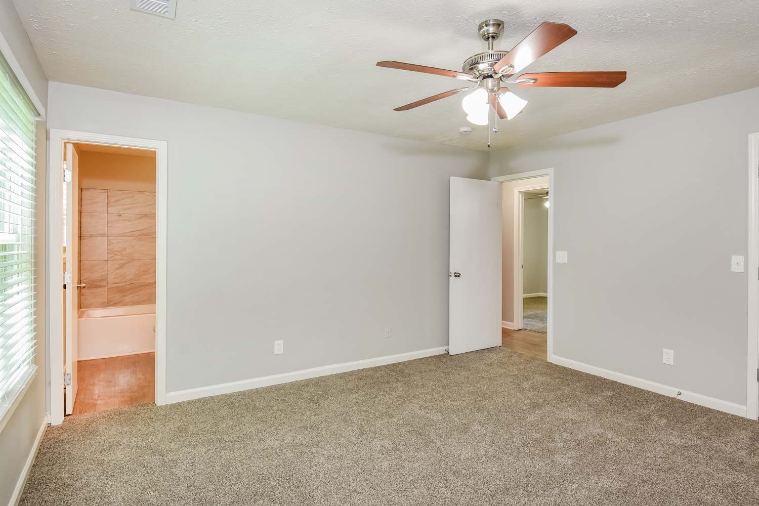 303 Park Sq, Woodstock photo 11