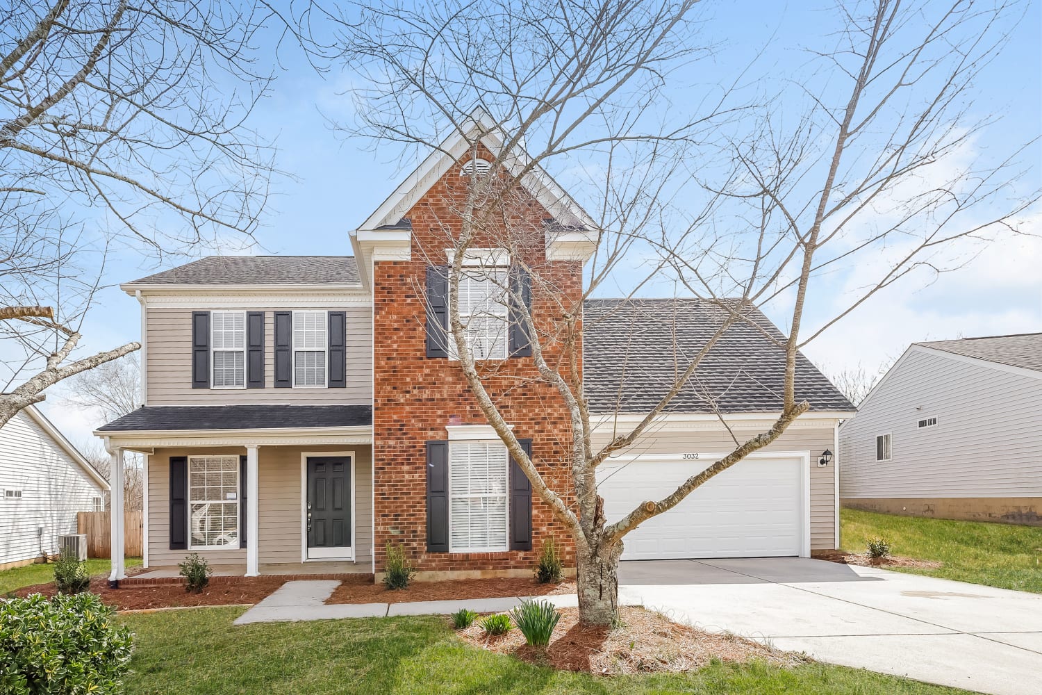 Front of 3032 Hawick Commons Dr, Concord, NC