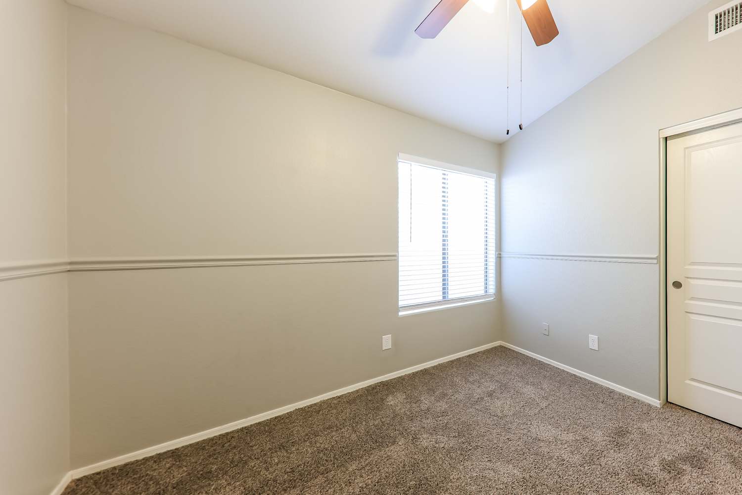 3034 E Captain Dreyfus Ave, Phoenix photo 13