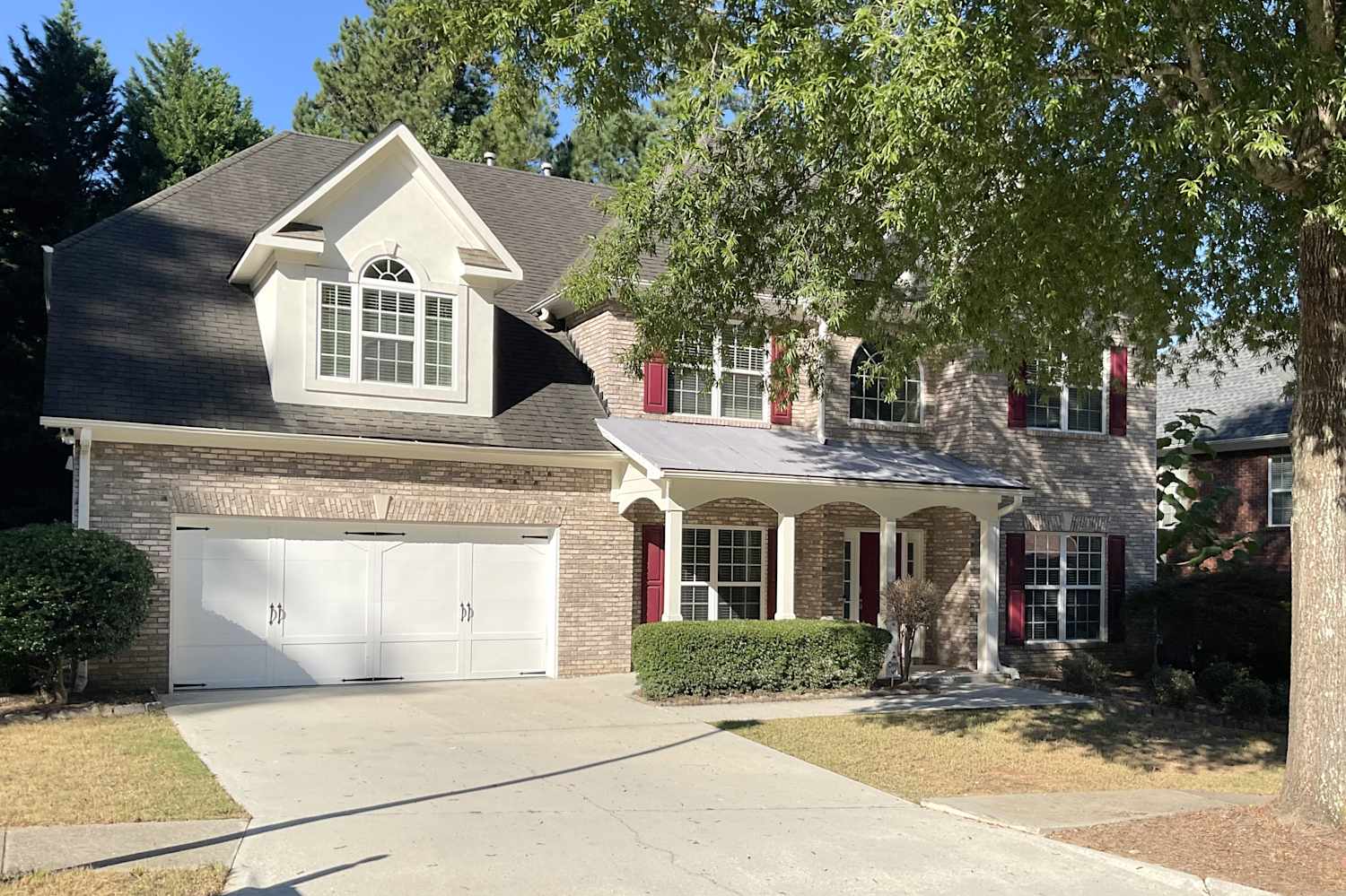 Front of 3038 Brookwood Oak Ln Sw, Lilburn, GA