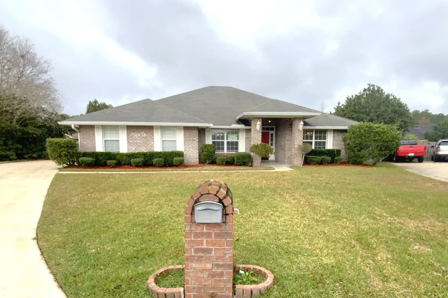 Front of 3038 Morning Sun Dr, Middleburg, FL