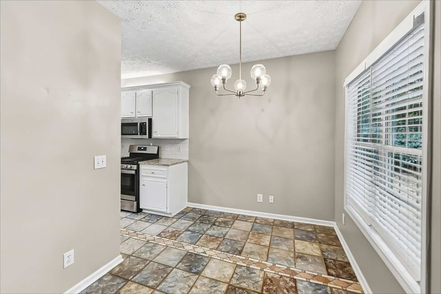304 Apache Dr, Canton photo 7