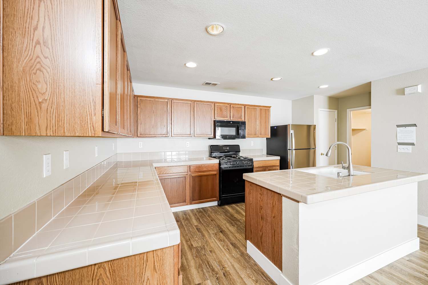 3043 Roadrunner Dr, Fairfield photo 8