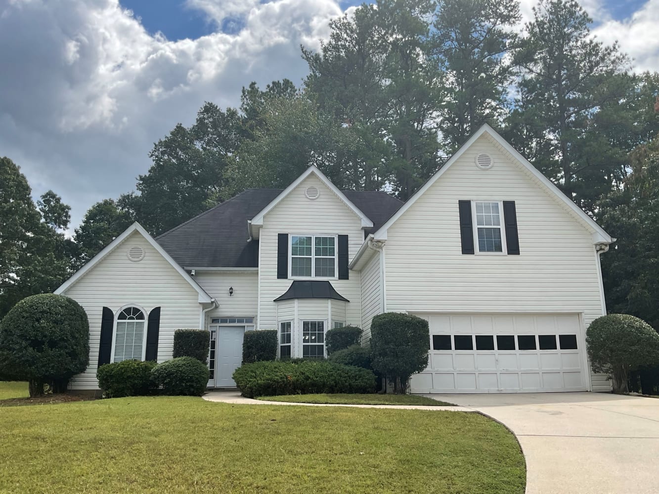Front of 305 Armor Cir, Powder Springs, GA