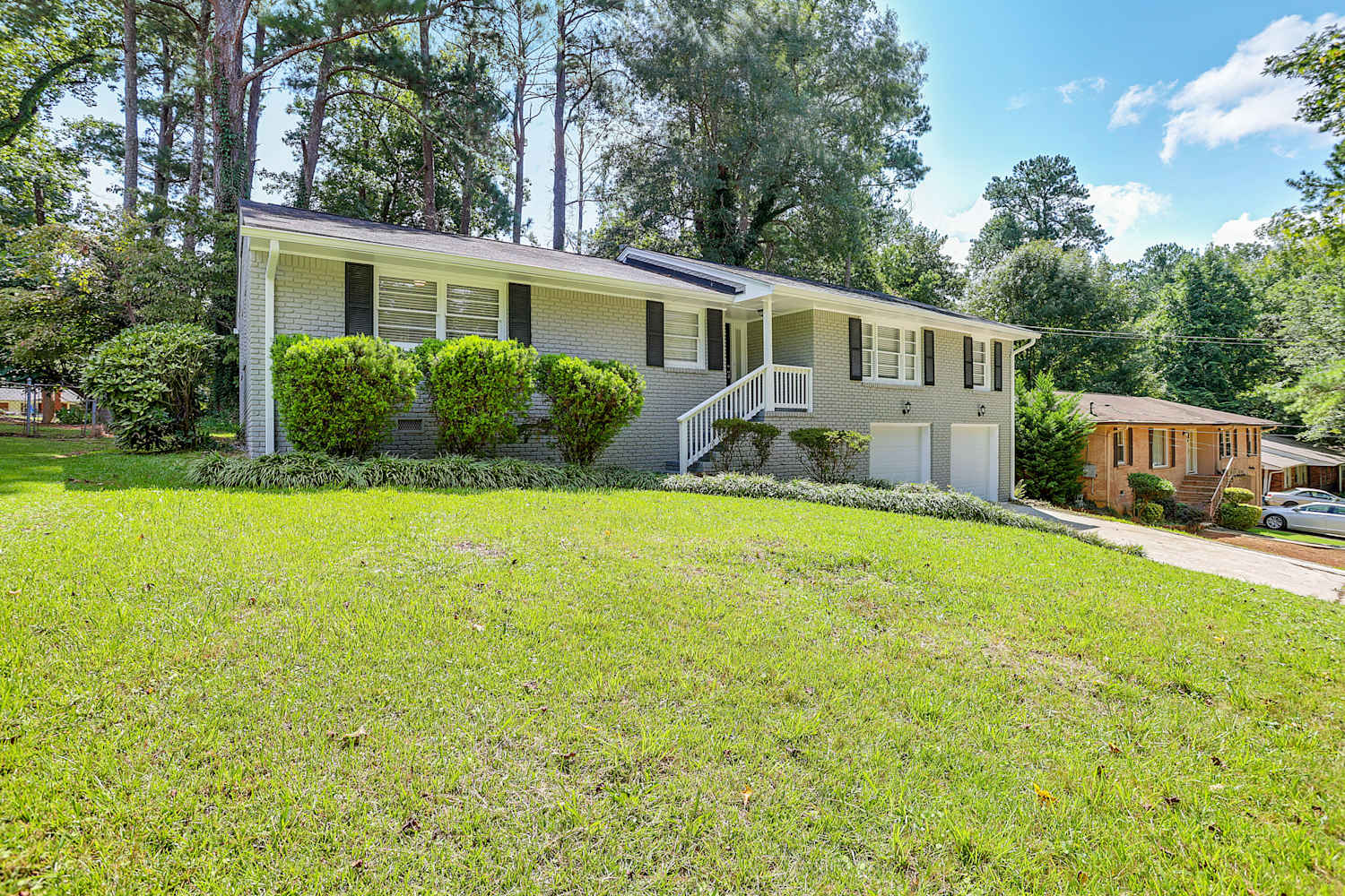 3074 Boulder Way, East Point photo 1